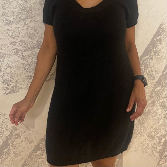 Beneton black dress. Looks great with boots and opaque tights. - Picture 2 of 4